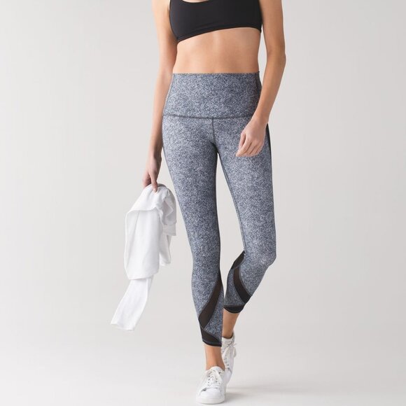 Lululemon Rio Mist White Black Tranquil Tight - Picture 2 of 8
